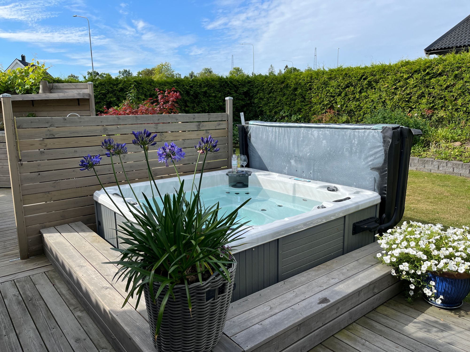 Villa med trädgård – bild 5 av 15