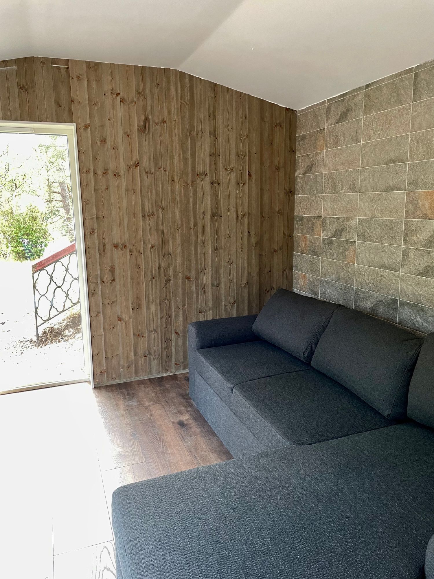 Stuga på Äspet med närhet till sandstrand – bild 9 av 19