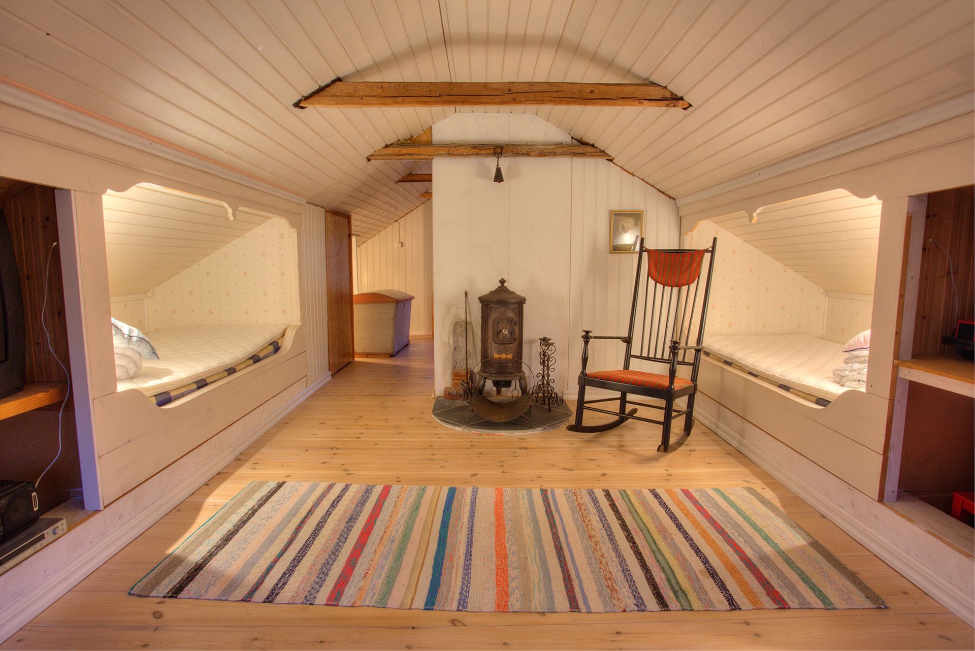 Skogstorp från 1880 uthyres – bild 3 av 13