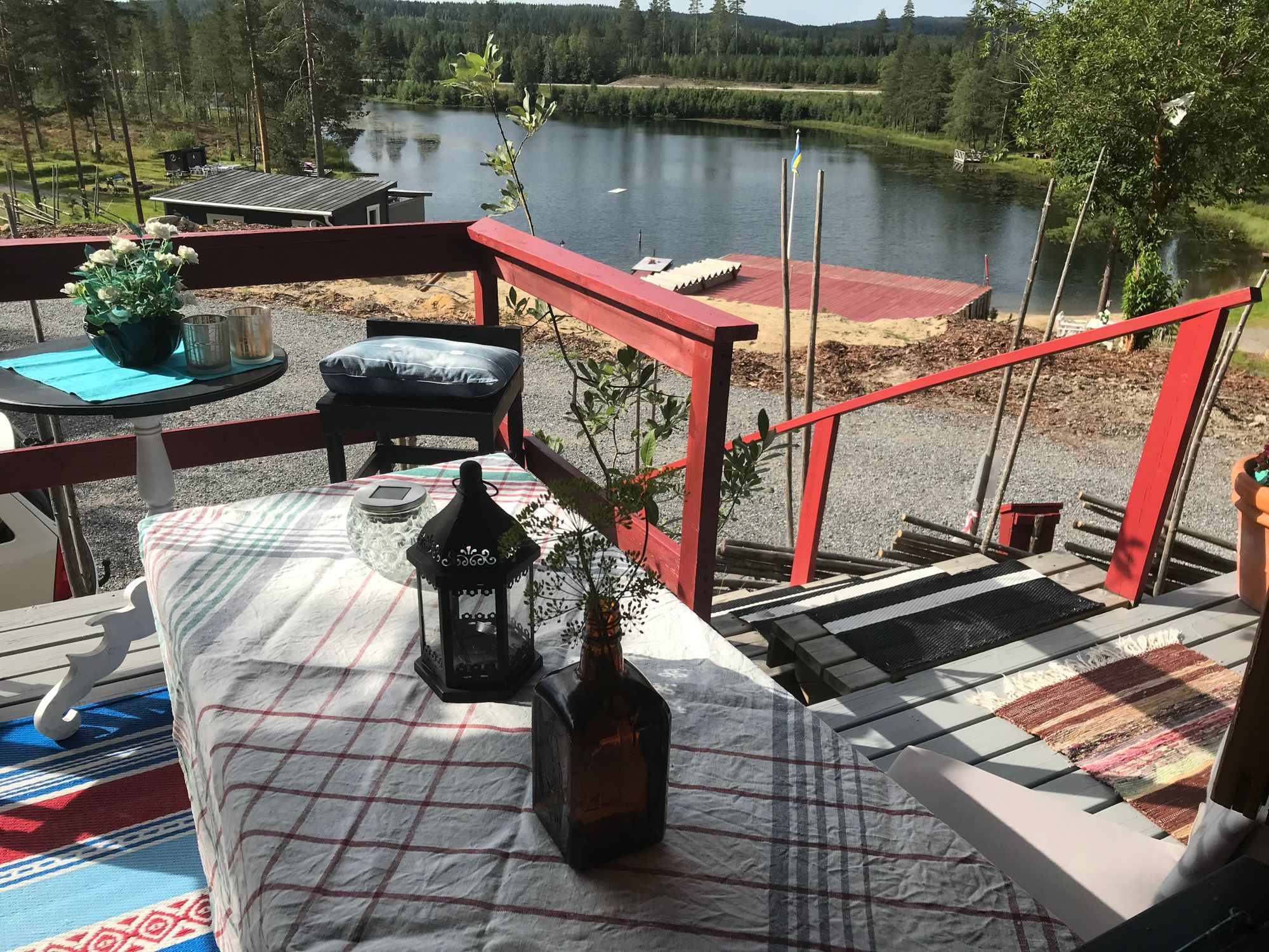 Mindre 2-bädds stuga – bild 3 av 24