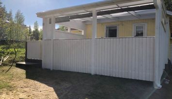 Fritidshus vid sjö nära Astrid Lindgrens värld