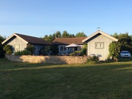 Beachside summer idyll, 9 -11 berths (+2 loft)