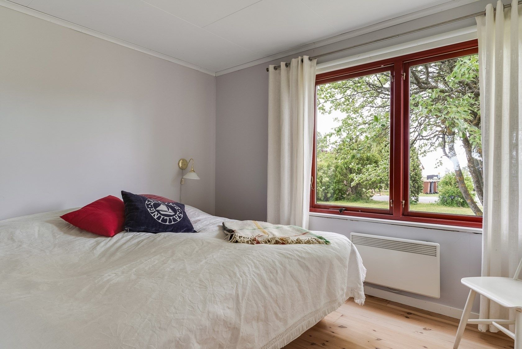 Havsnära hus i Ronehamn på Gotland – bild 12 av 24