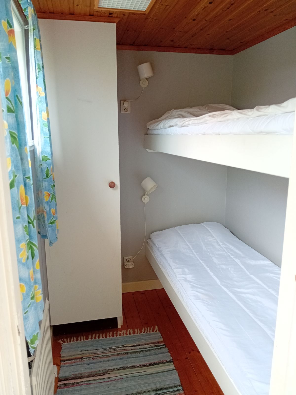 Stuga i centrala Borgholm uthyres – bild 3 av 8