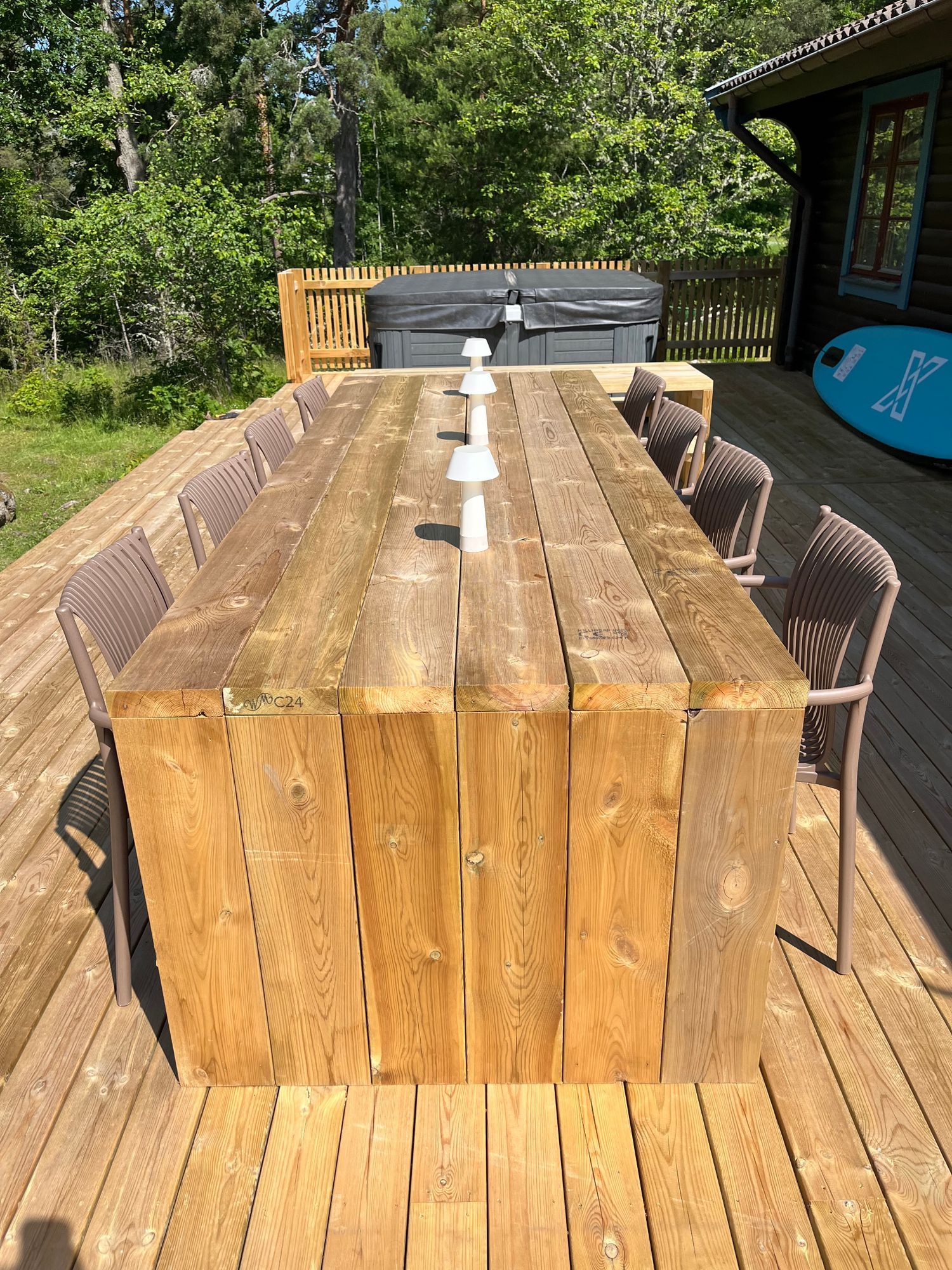 Mysig stuga nära hav och skog utanför Västervik – bild 14 av 23