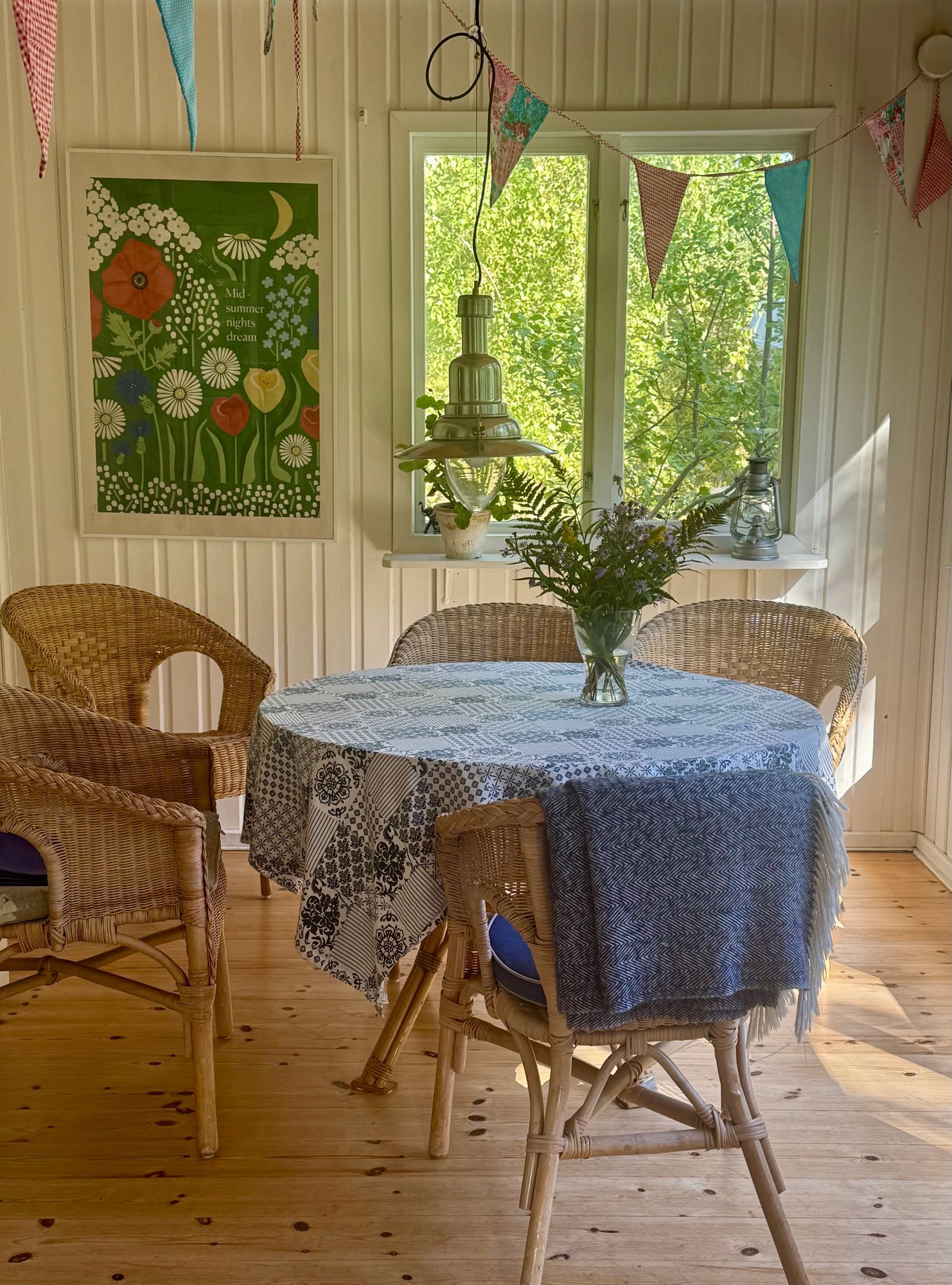 Sommarstuga nära badbrygga Vaxholm Rindö Stockholm – bild 21 av 24