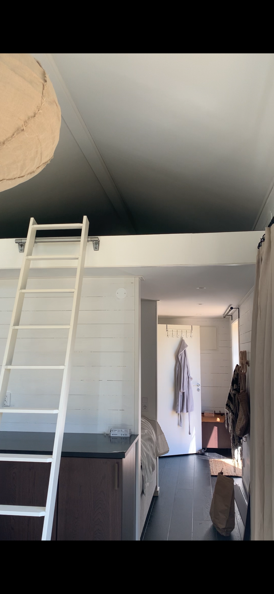 Drömboende mitt i Ljugarn – bild 13 av 14
