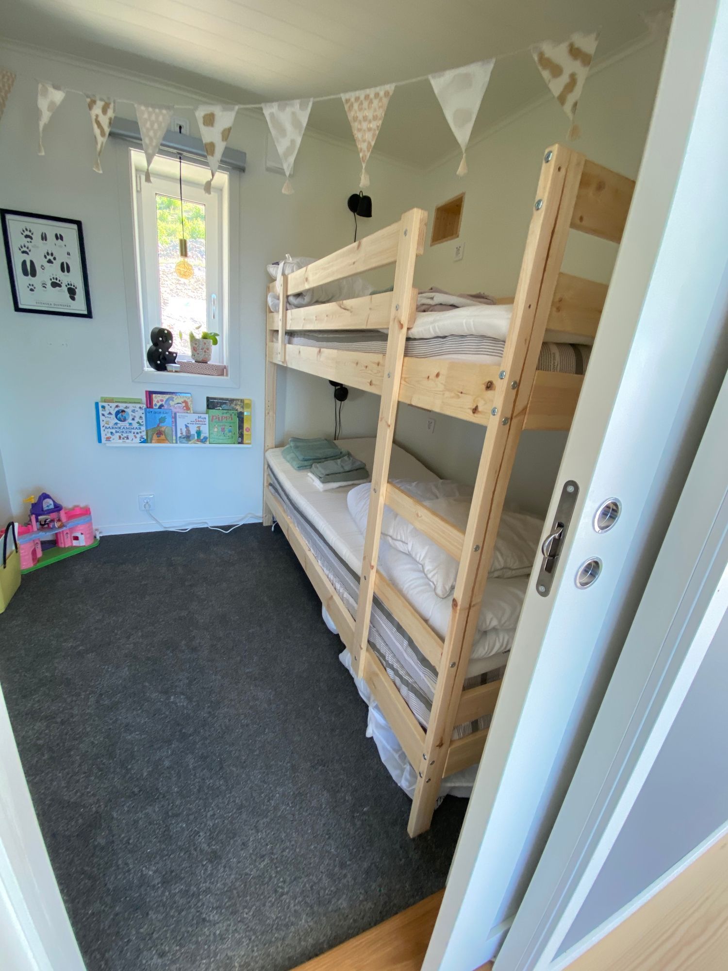 Fantastiskt hus med pool i världsarvet Höga Kusten – bild 21 av 24