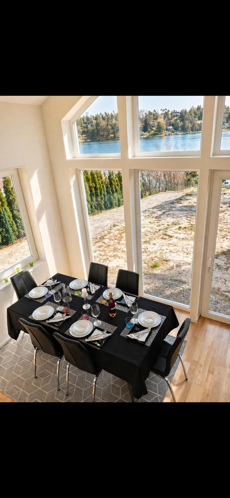 Exklusivt hus på strandtomt – bild 21 av 24