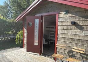 Litet hus med SPA Ac, diskmaskin.