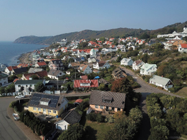 Fristående hus, 150 kv, stor trädgård mitt i Mölle