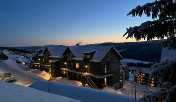 Åre Sadeln/Björnen(ski in/ski out+nära längdskid.)