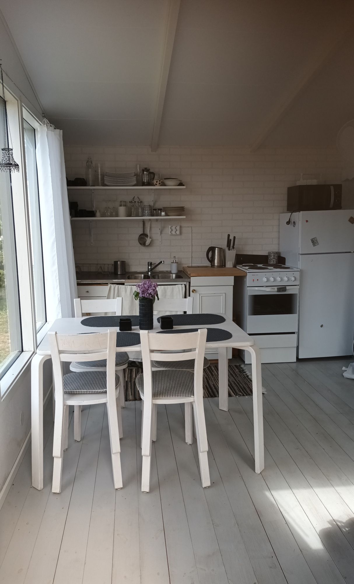 Stugor med havsutsikt vid Ekstakusten – bild 9 av 15