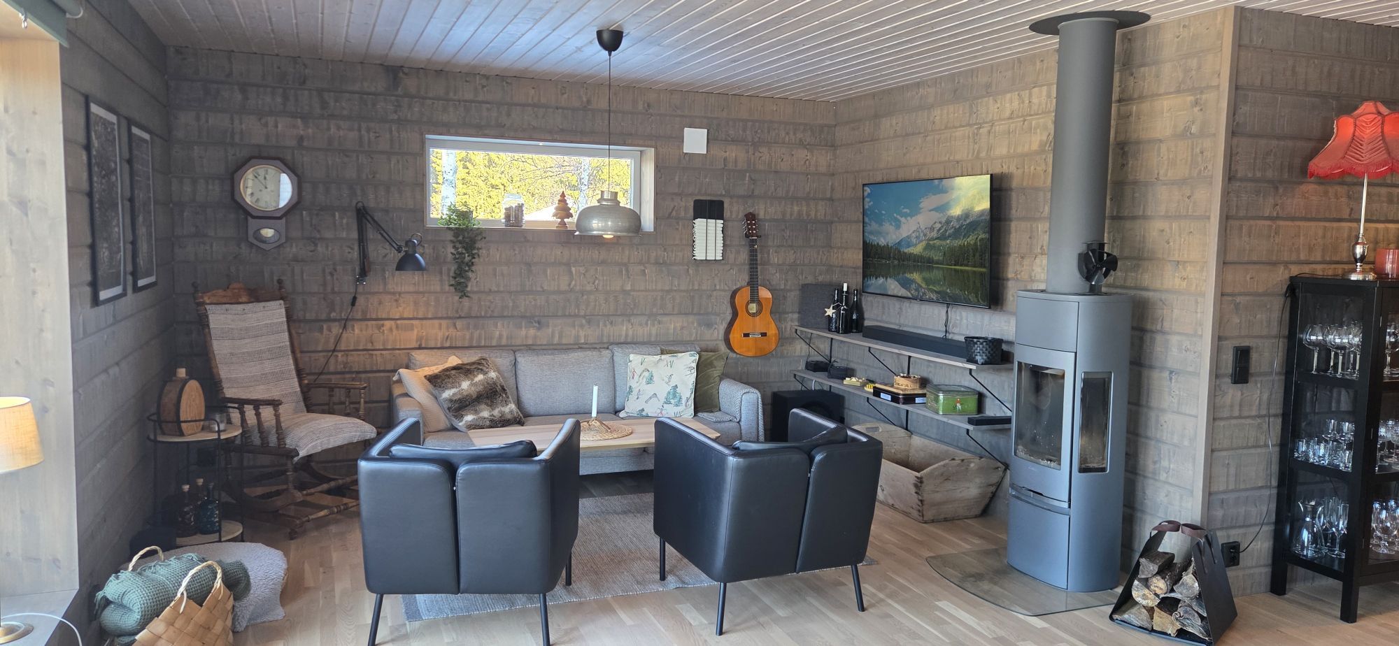 Modern stuga i Borga med rätta fjällkänslan! – bild 8 av 24