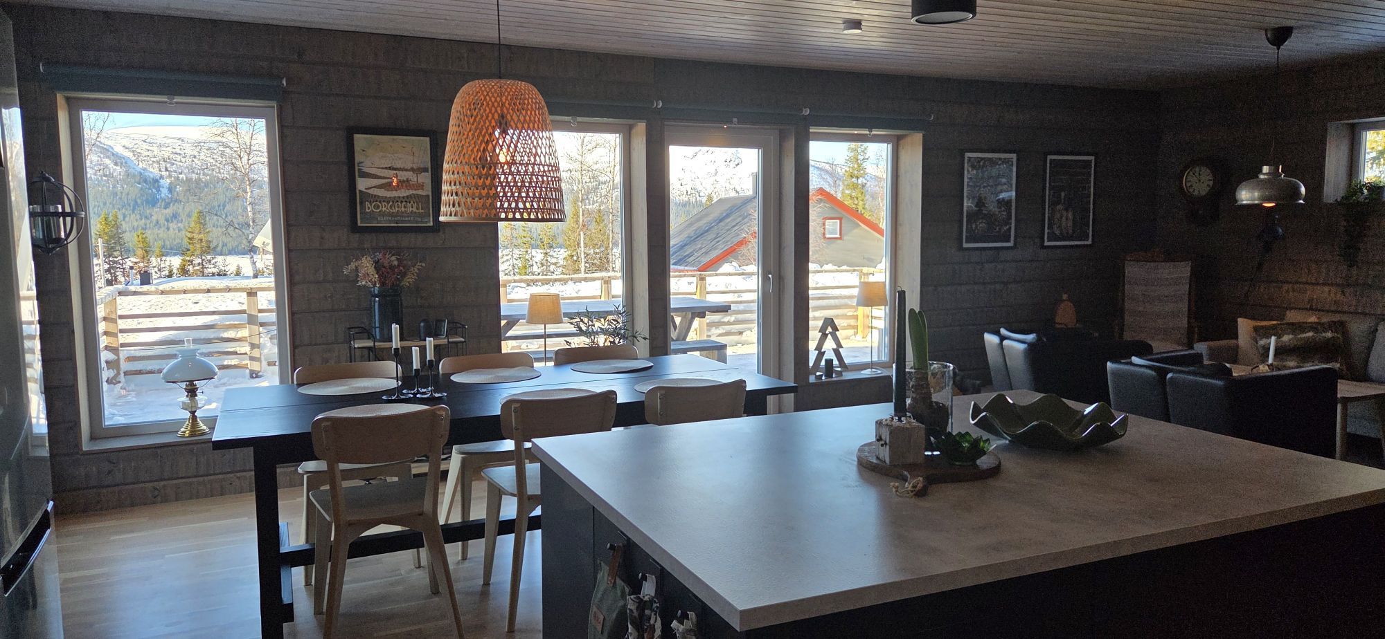 Modern stuga i Borga med rätta fjällkänslan! – bild 5 av 24