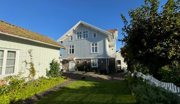 Underbart sommarhus för många mitt i Fiskebäckskil
