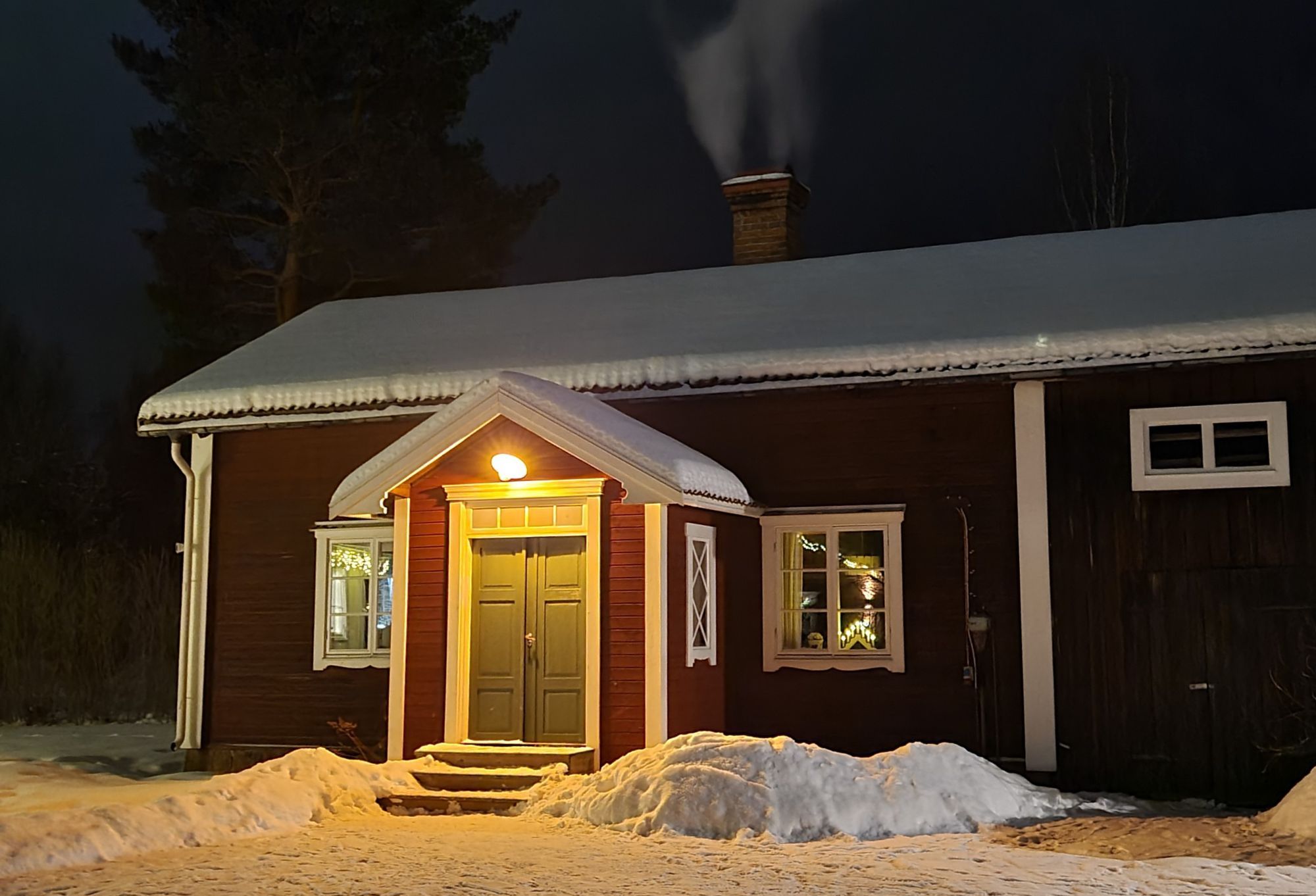Krånggårdens gammelstuga uthyres dygns-/veckovis. – bild 5 av 24