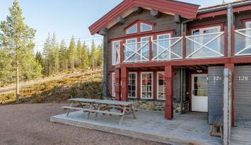 Naturnära fjällstuga i Stöten (10+2 bäddar)