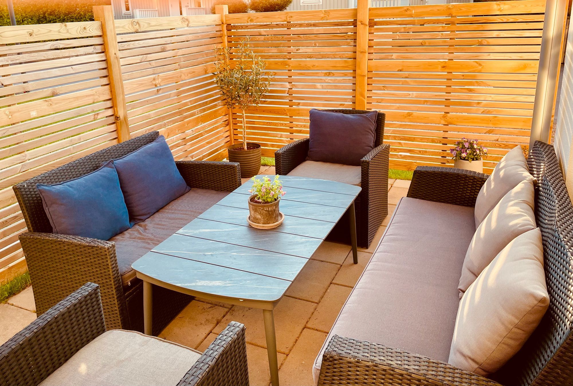 Härlig strandnära villa i Båstad, spabad & naturvy – bild 5 av 9