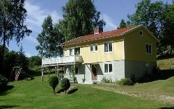 Sommervilla mit Steg, 100 m vom Meer entfernt