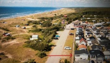 Fin stuga 100m från hav och strand