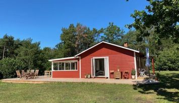 Stuga 200 m från havet