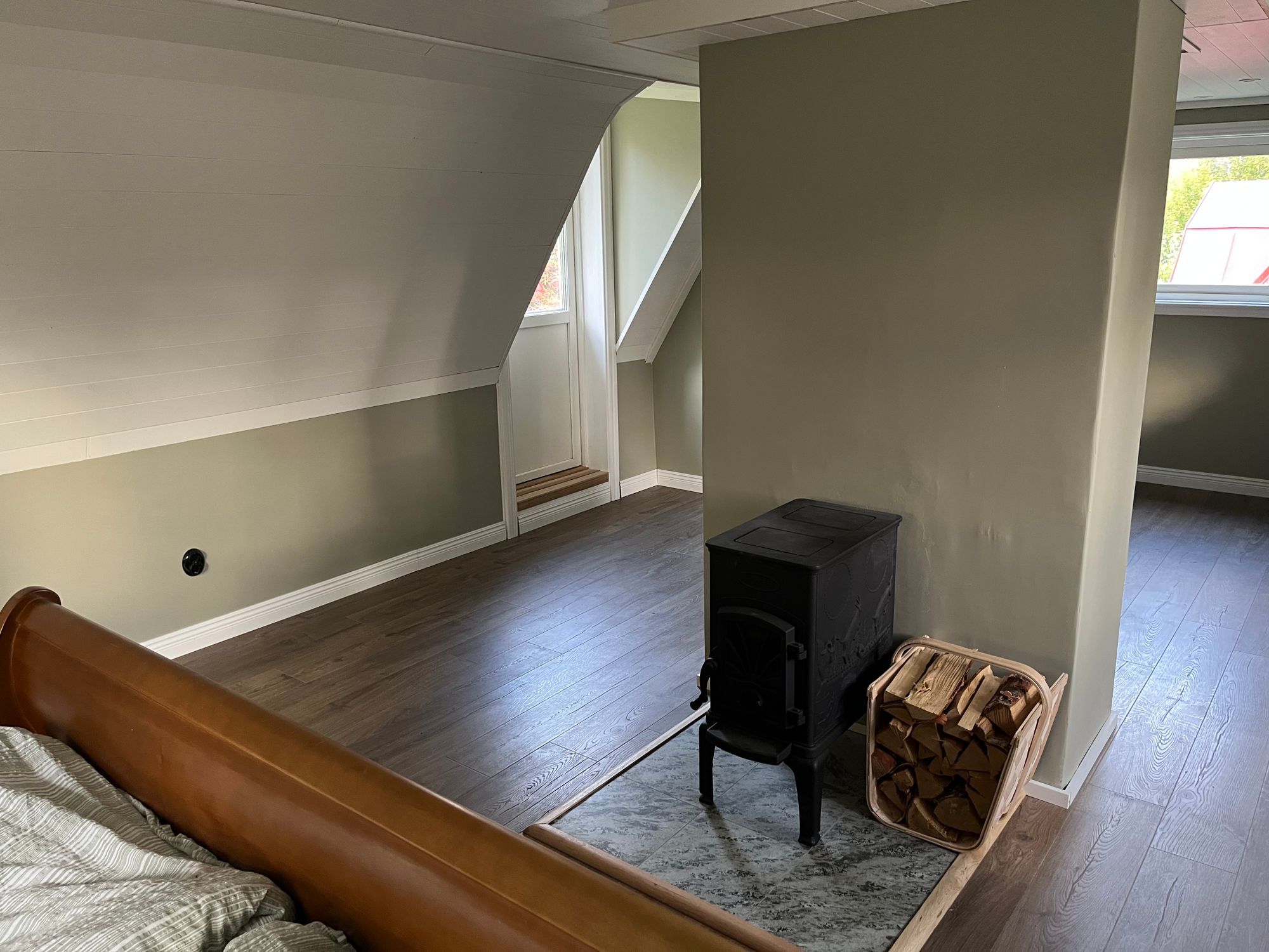 Nyrenoverat hus från 1920-talet – bild 8 av 10