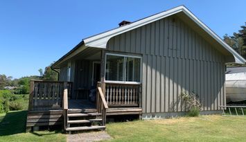 Stuga vid Malö Strömmar