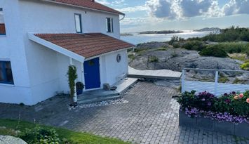 Villa med drömläge och fantastisk havsutsikt