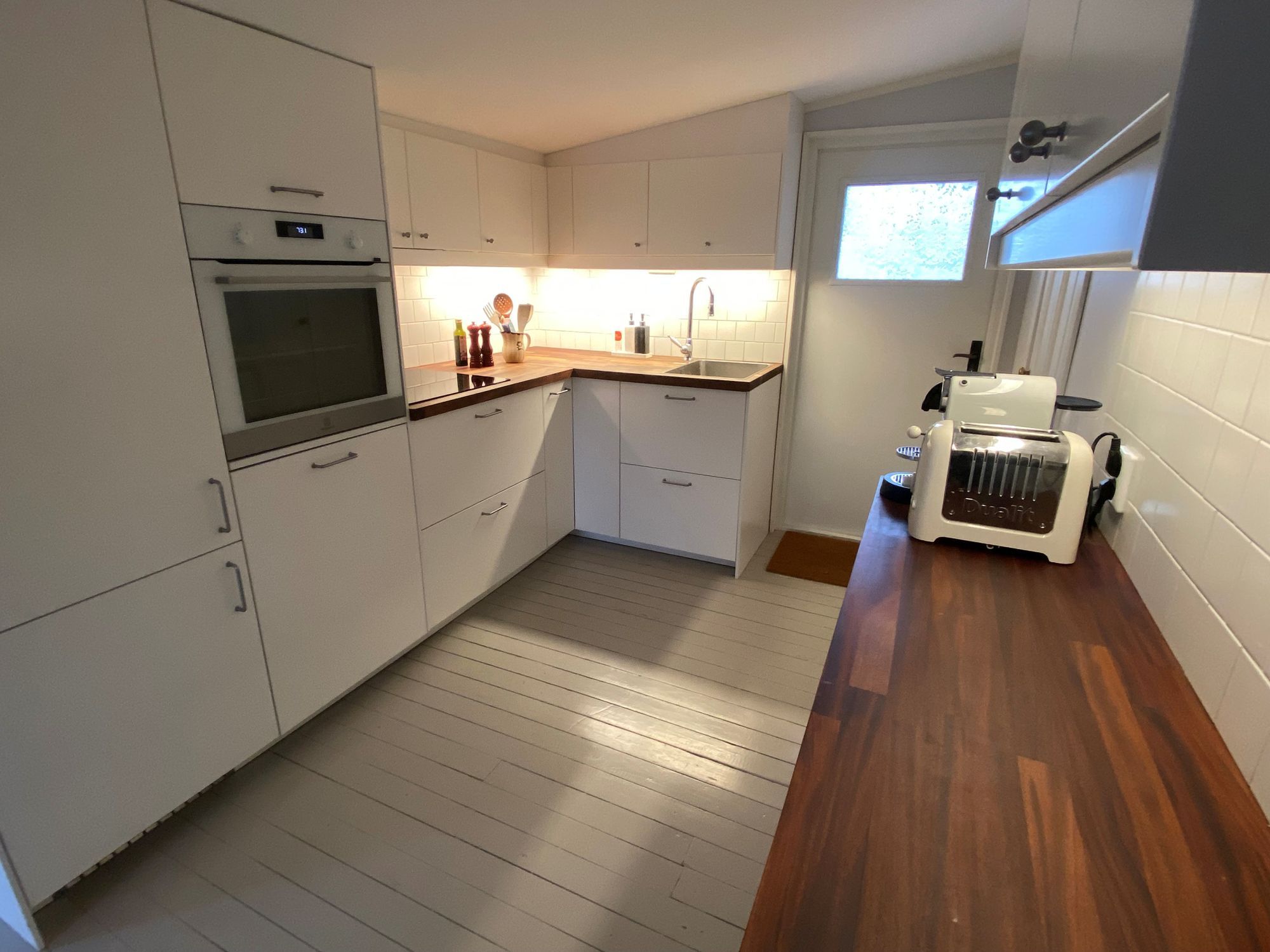 Dalsala Bullandö. Soligt läge nära bad och natur – bild 12 av 24