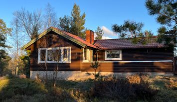Fin stuga vid Skepparviken i Malma. Ostört läge