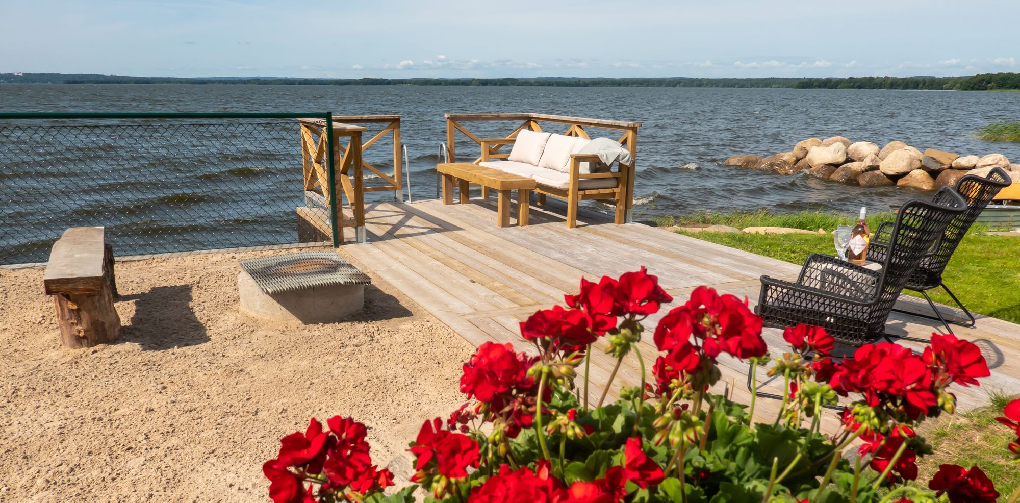 Fin Stuga på sjötomt 6+2 (& 2+2) vid Ringsjöstrand – bild 4 av 24