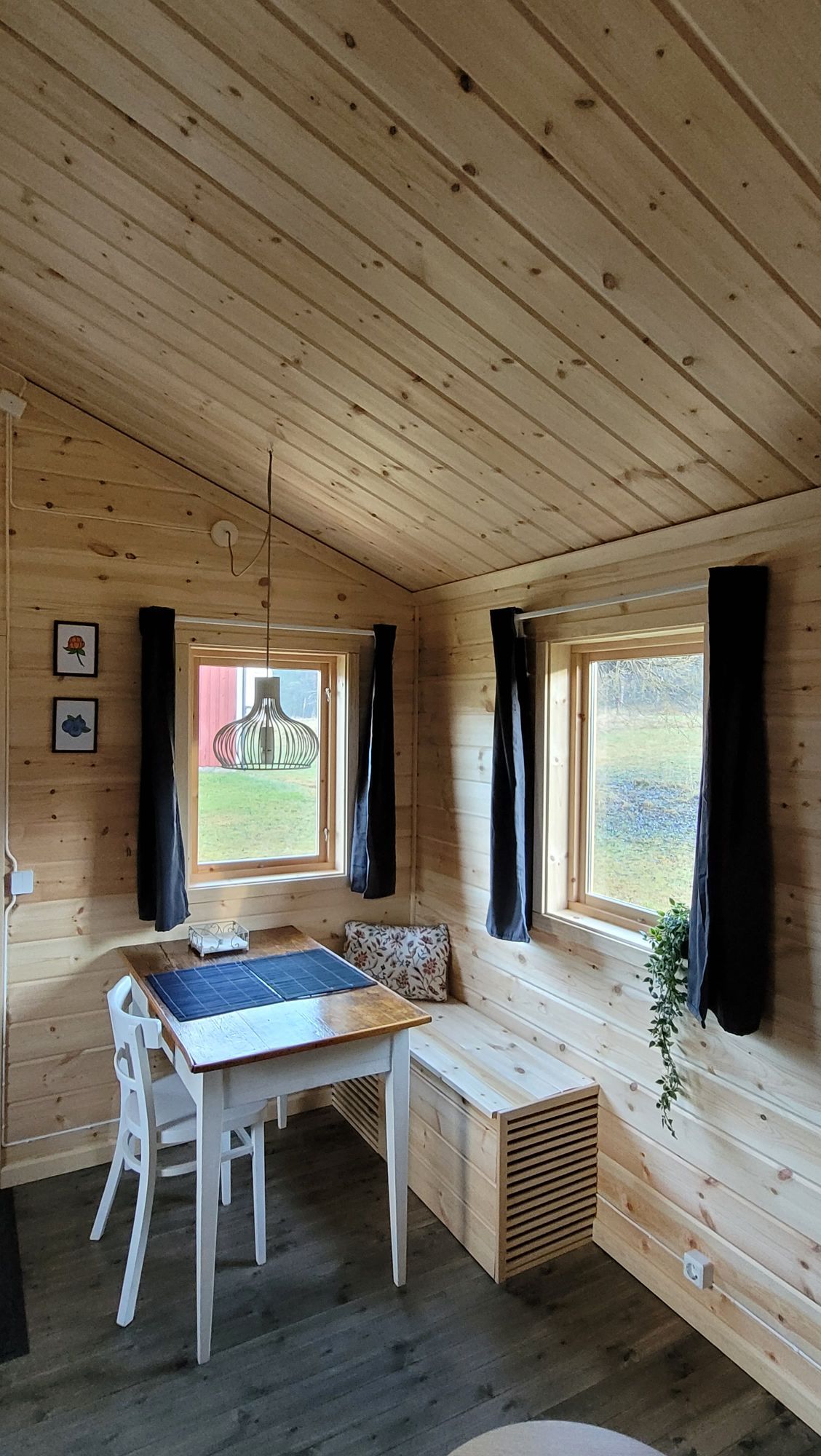 Stuga i Rentjärn Västerbotten – bild 7 av 23