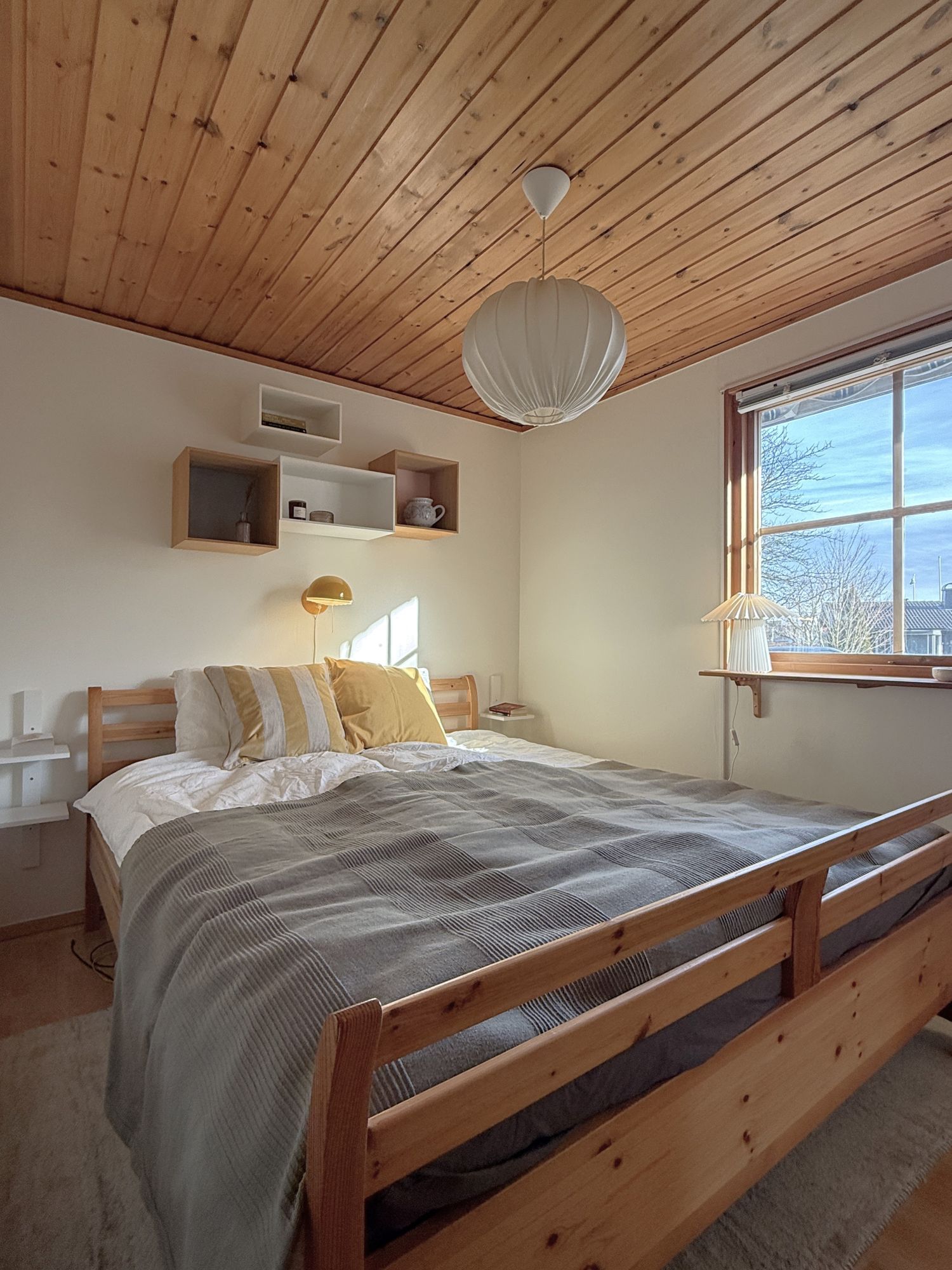 Stuga med skyddat läge nära havet – bild 8 av 24