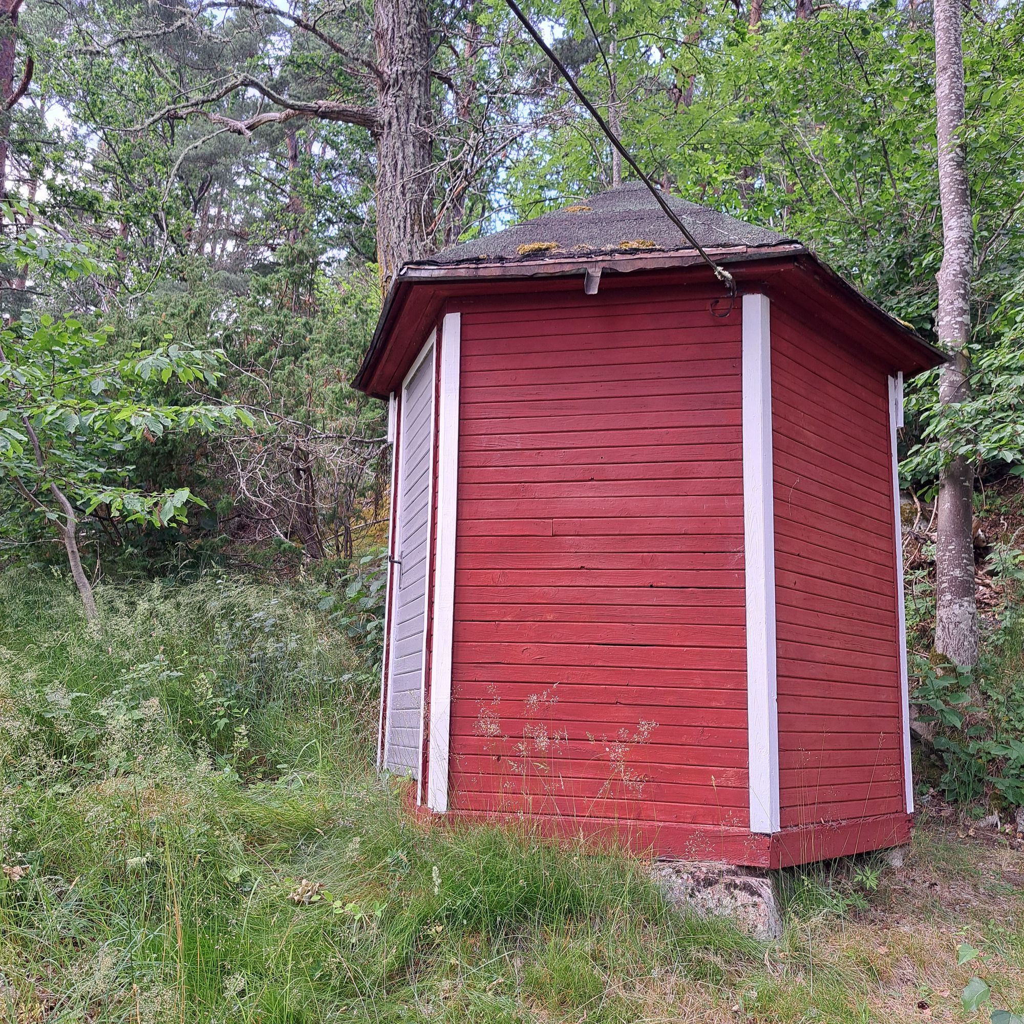 Lantligt boende utanför Gränna – bild 9 av 10