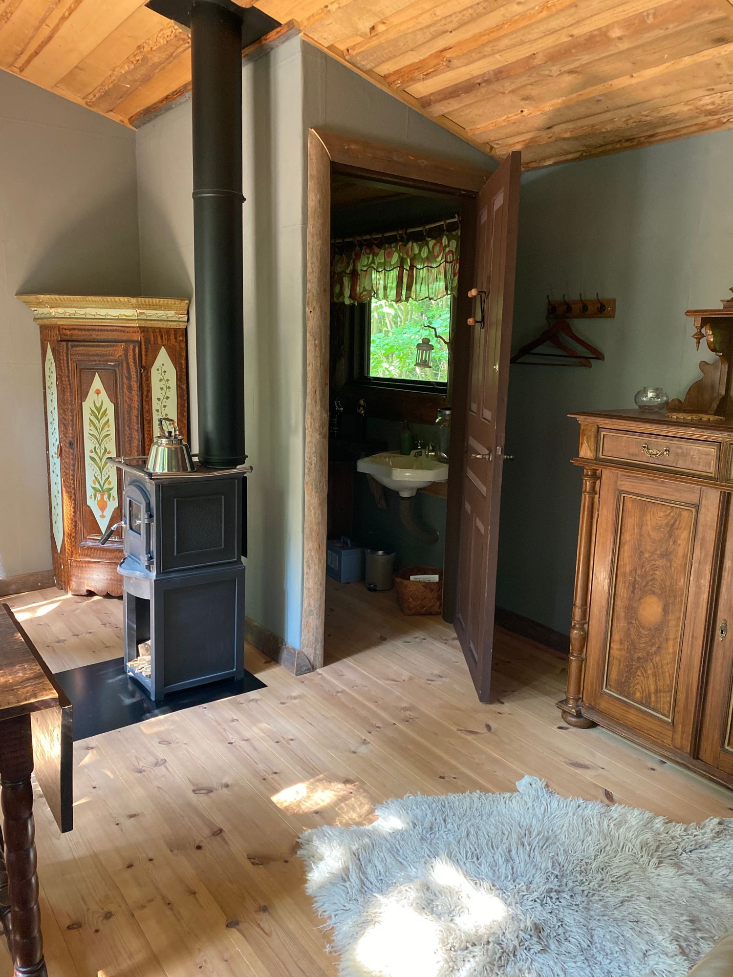 Rå naturhotell, Hassel – bild 5 av 24