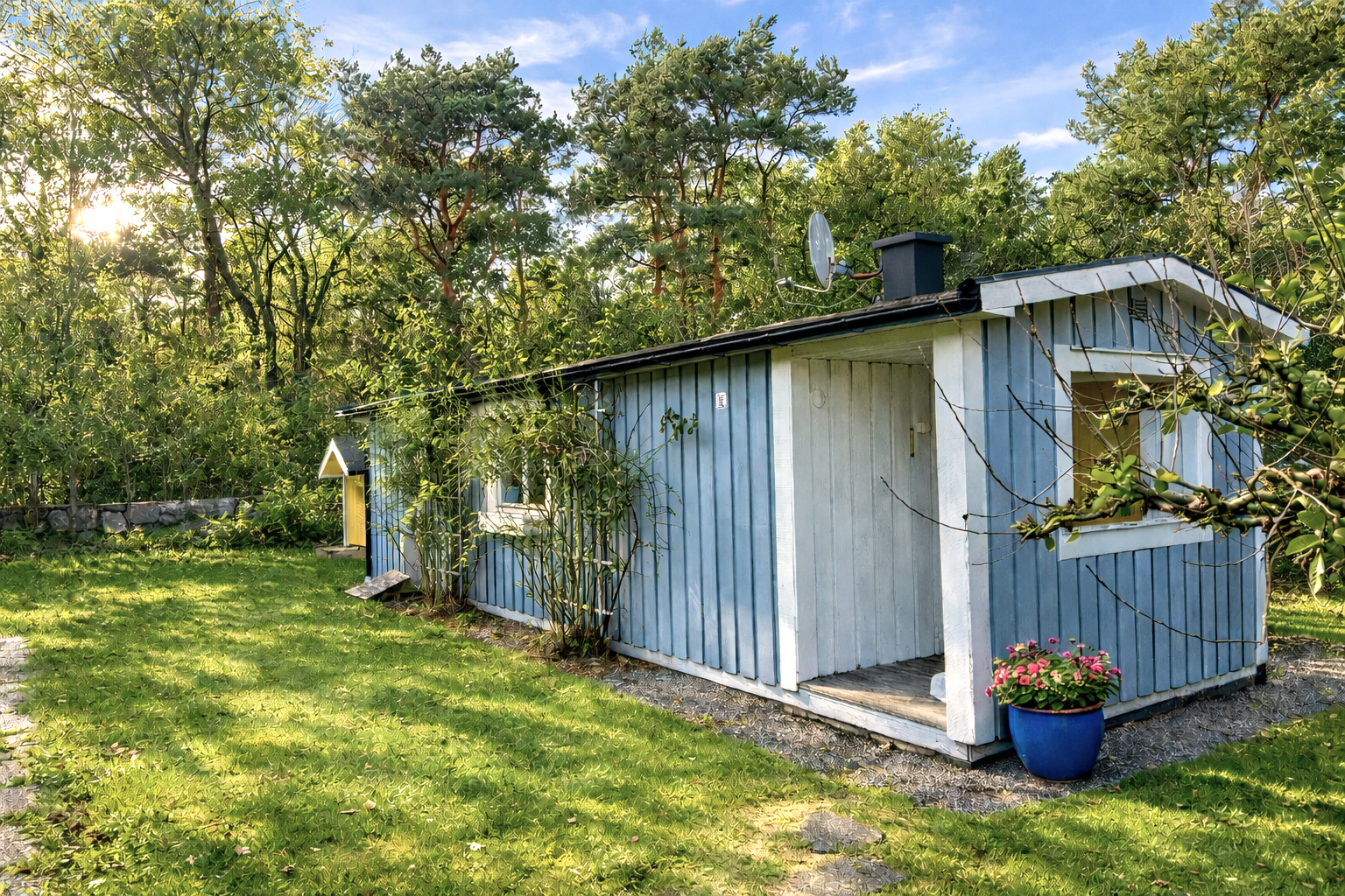 Stuga med skyddat läge nära havet – bild 22 av 24
