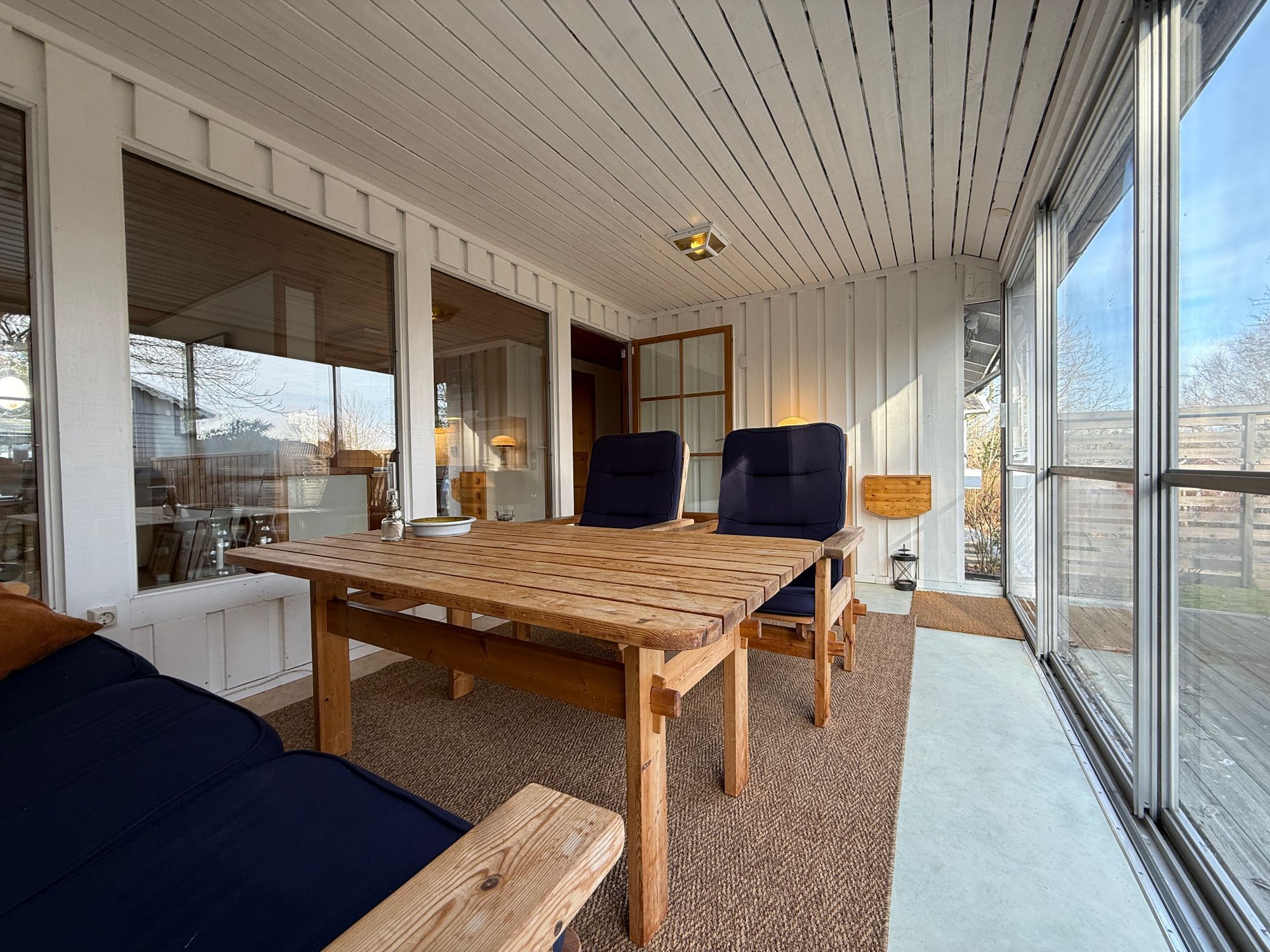 Stuga med skyddat läge nära havet – bild 11 av 24