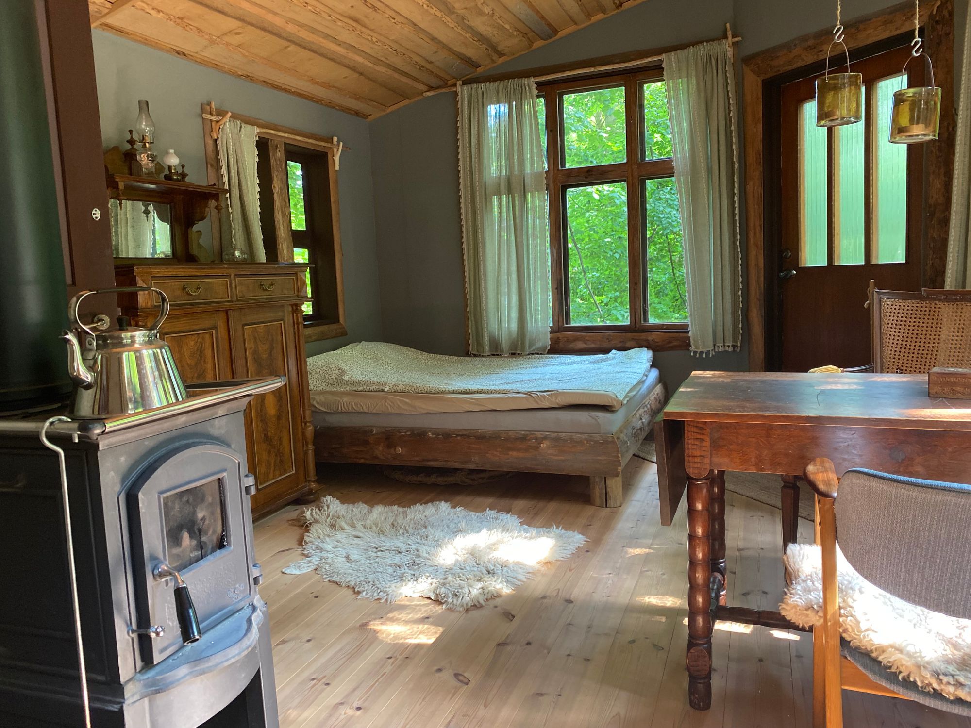 Rå naturhotell, Hassel – bild 3 av 24