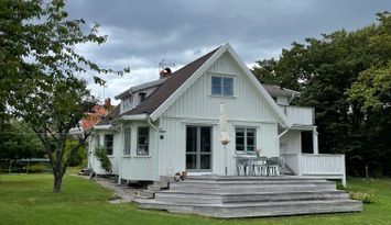 Mitt i skärgårdsidyllen Grundsund, 50m t havet