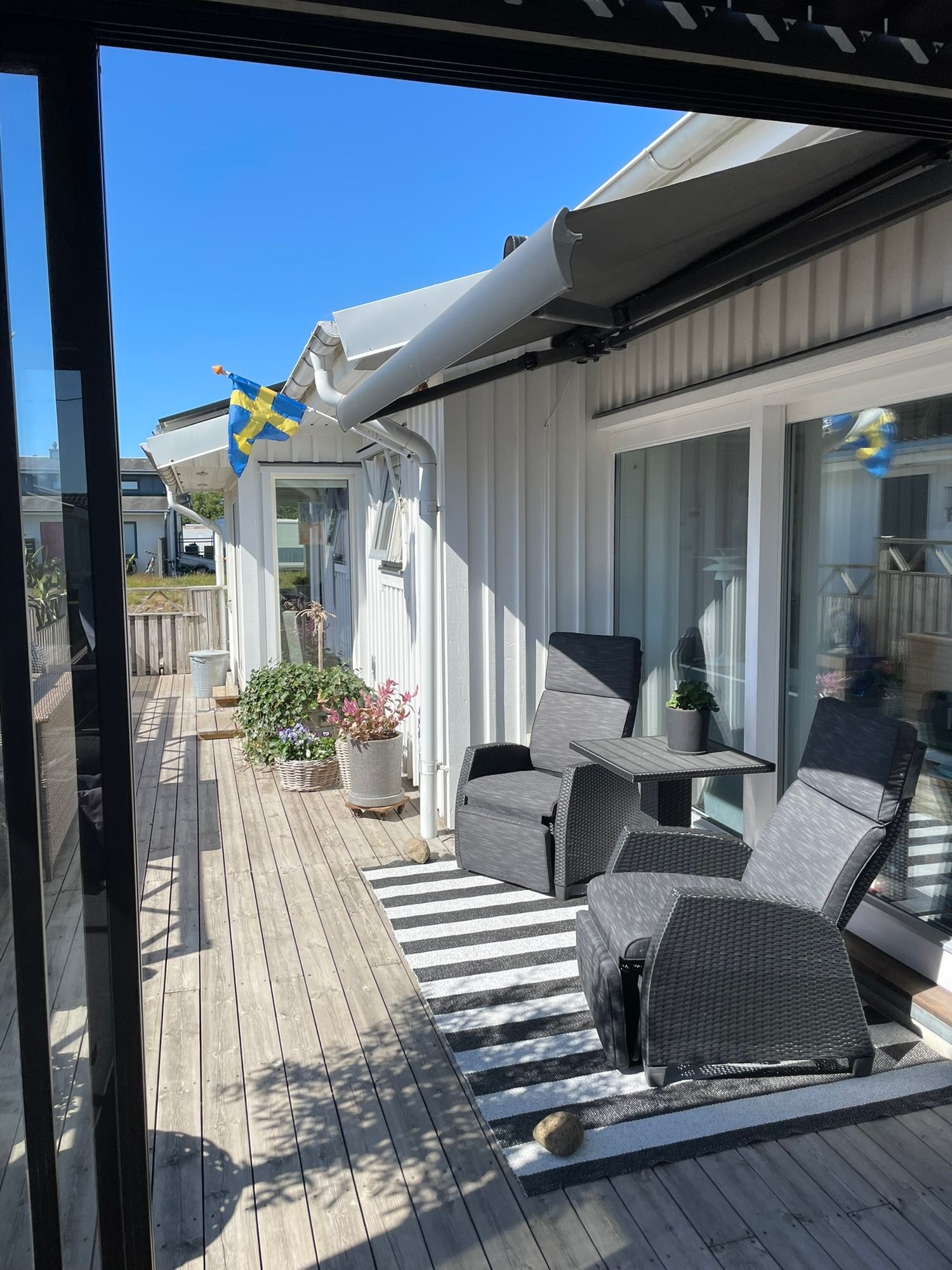 Superhärlig stuga med med bästa läge i Apelviken – bild 4 av 13