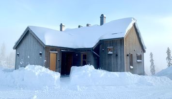 Fjällstuga med ski-in, ski-out och grym utsikt.