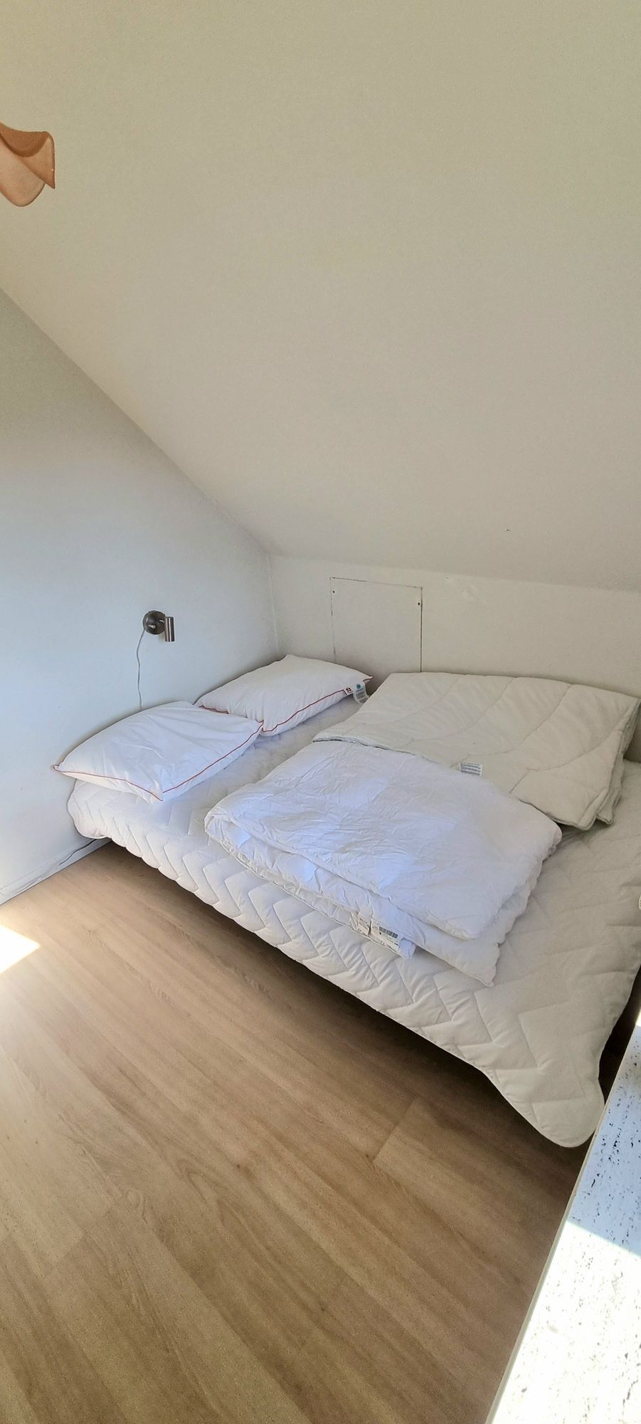 Ödegård/Skogsgård med sjö,spabad och oppkudde – bild 21 av 24