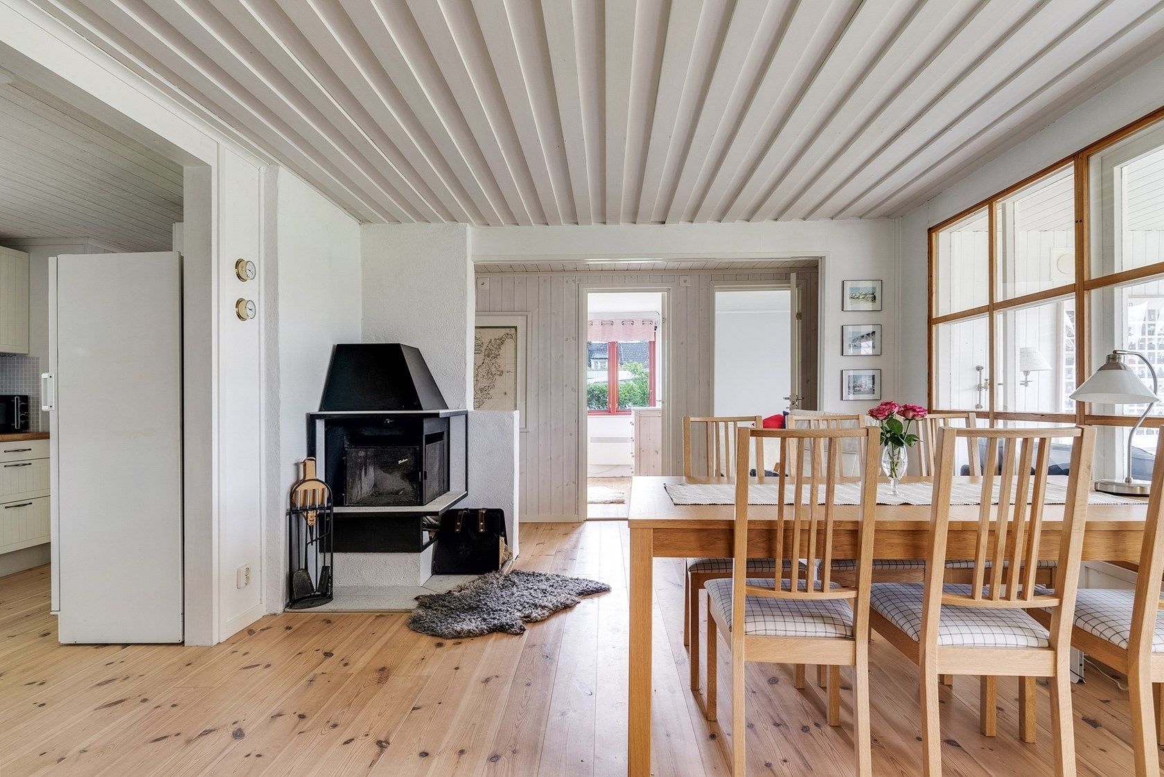 Havsnära hus i Ronehamn på Gotland – bild 9 av 24