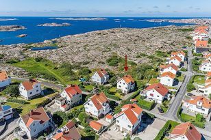 Lägenhet i hus 250m från havet