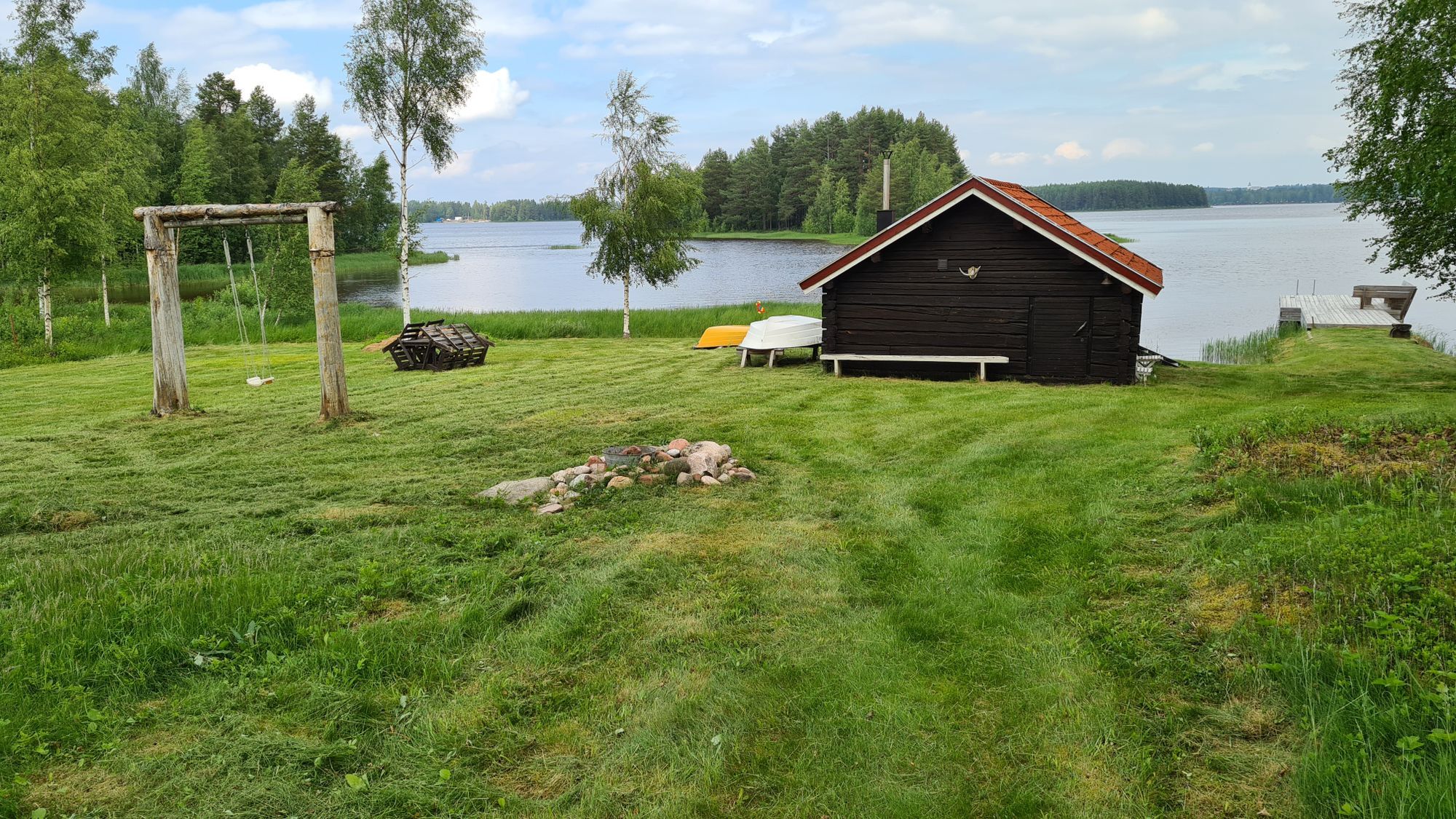 Charmig stuga vid vattnet i Gesunda – bild 12 av 24