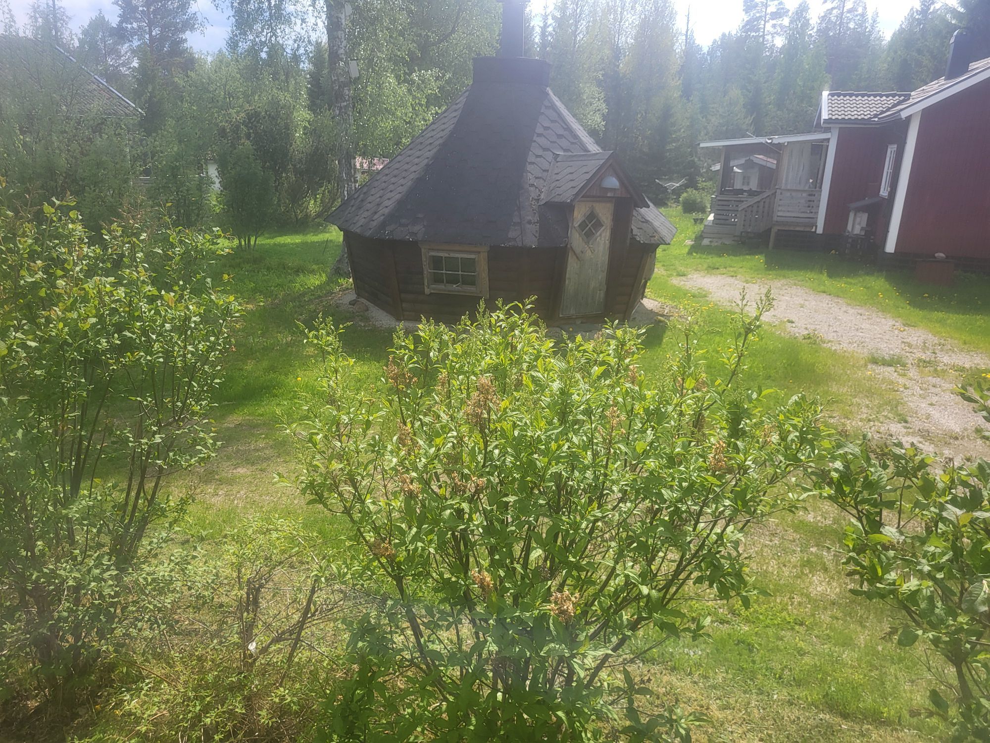 Mysig stuga med sjöutsikt över Orsasjön – bild 19 av 20
