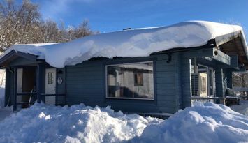Fin stuga för 10 pers med bastu intill backarna!
