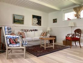Mysig sommarstuga i Yngsjö 900 m till hav/strand