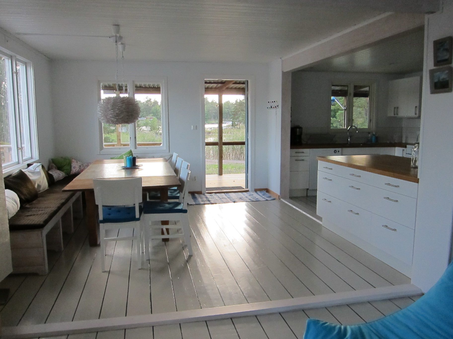Härligt sommarhus med havstomt och egen brygga – bild 11 av 24